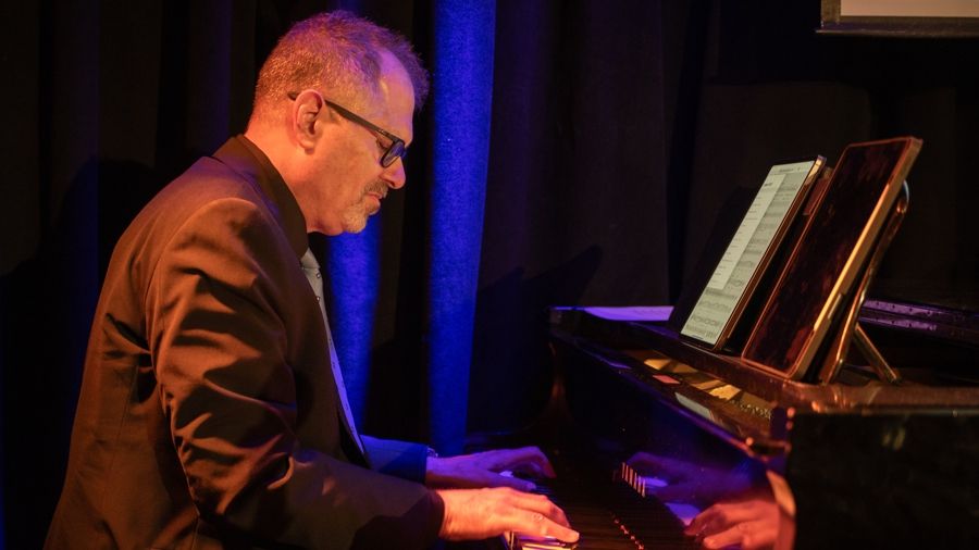 Sunday Jazz Brunch- Host by Ron Drotos